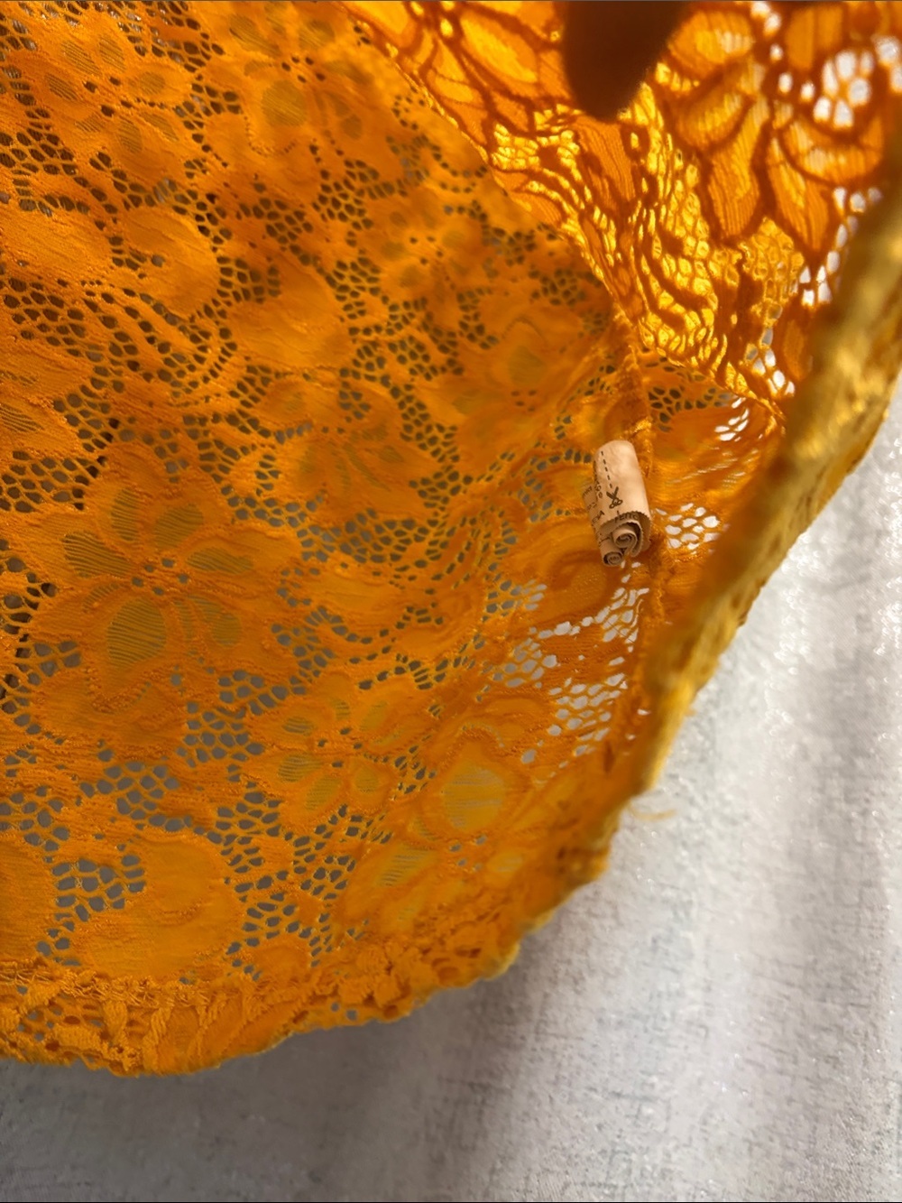 Zara Yellow Floral Lace Crop Top - Picture 6 of 8